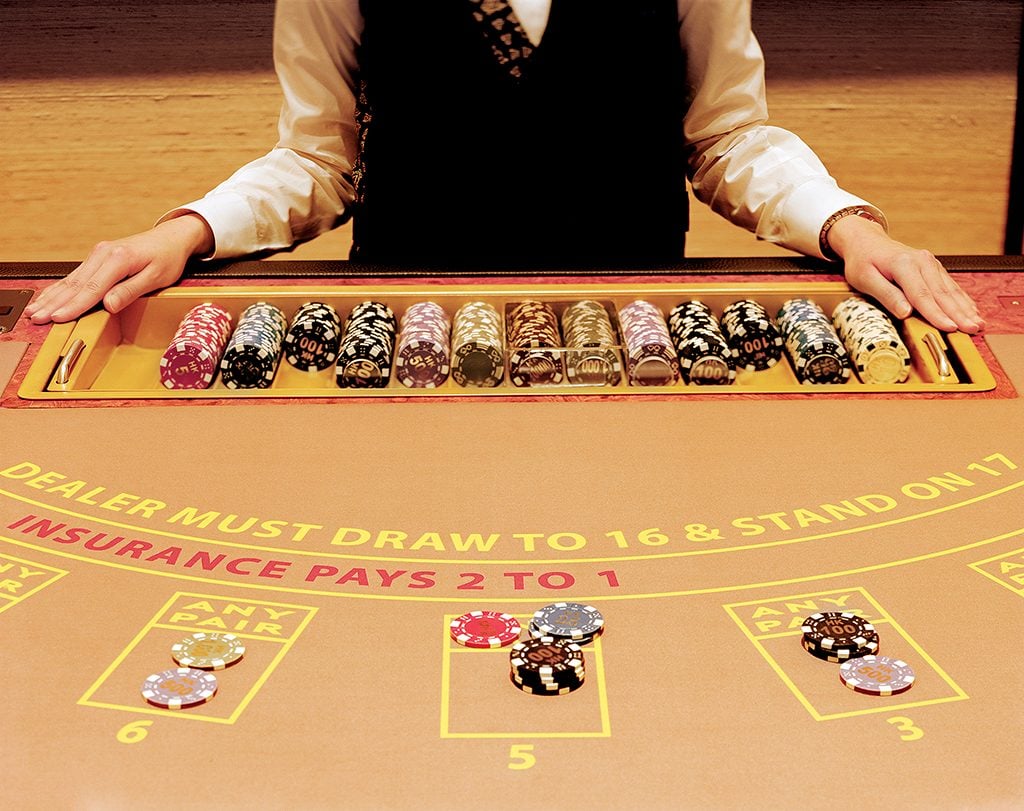 jogando Mega Fire Blaze Roulette online por dinheiro